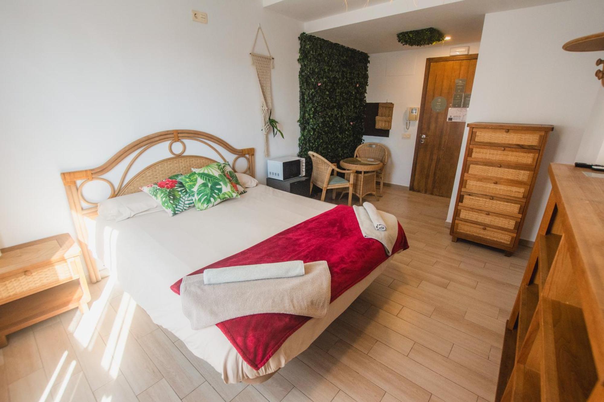 Banana Beach Patacona Rooms Alboraia Extérieur photo