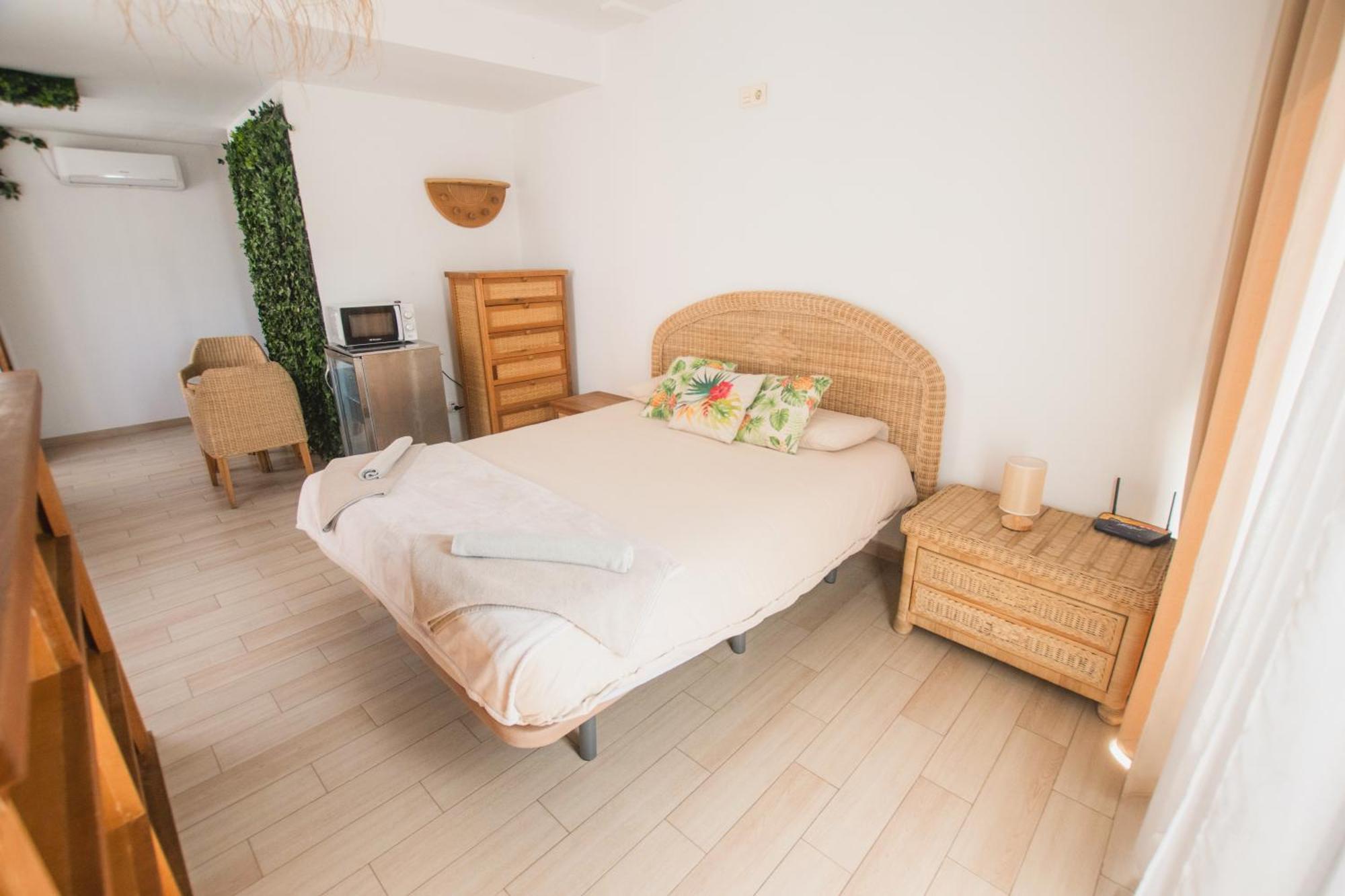 Banana Beach Patacona Rooms Alboraia Extérieur photo